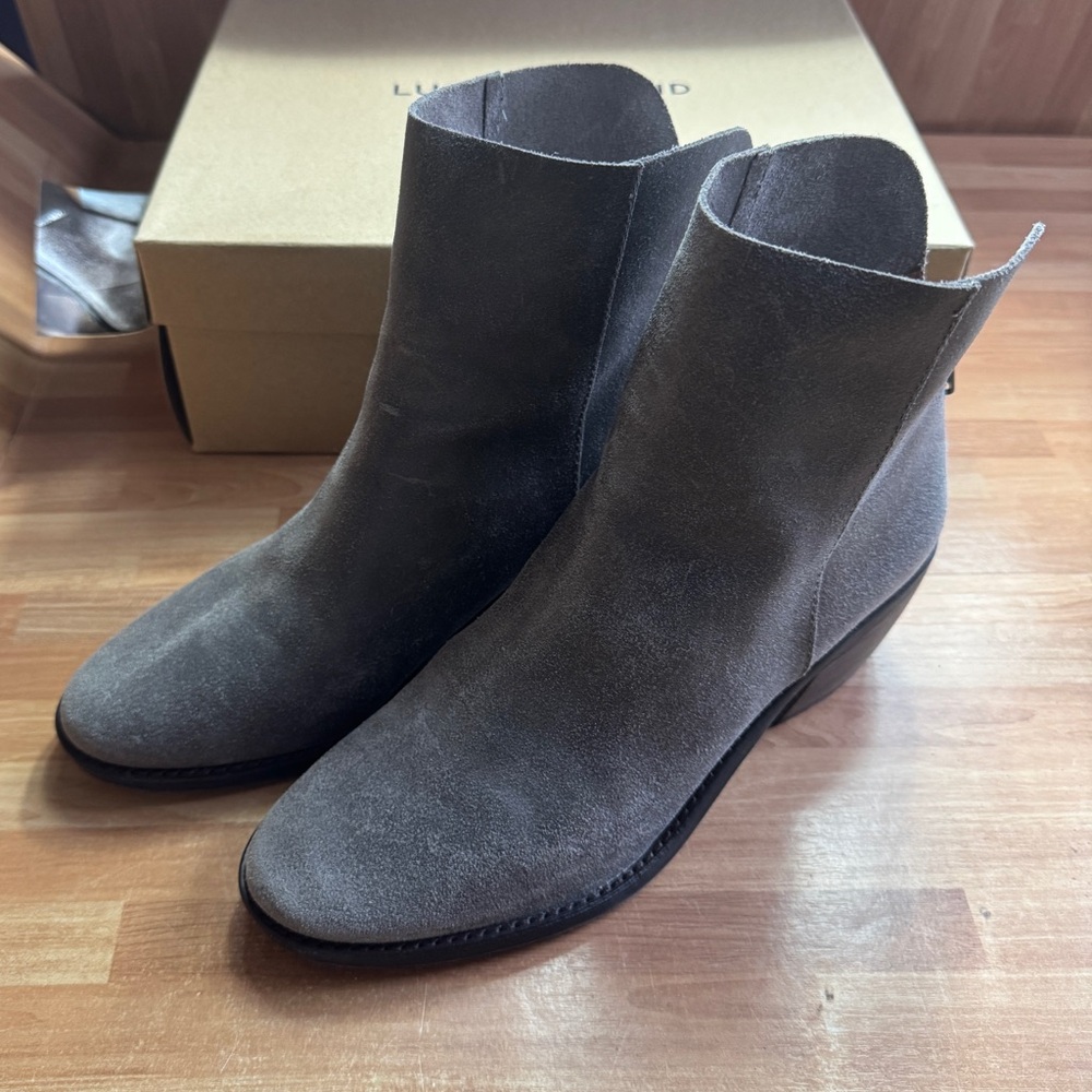 Lucky brand distressed Kaiya gray bootie leather size 8.5